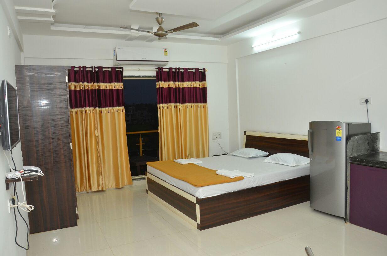 Nilaya Beach Resort Алібаґ Екстер'єр фото